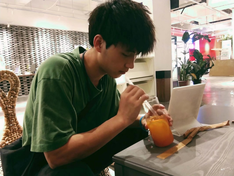 一花一世界的第二张照片--梅州相亲服务中心