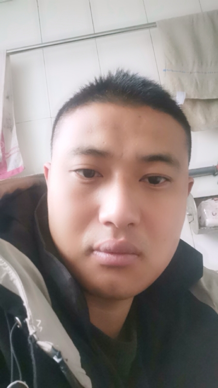 烟花再美不过瞬间的第一张照片--梅州相亲服务中心