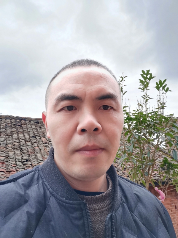 无悔的第一张照片--梅州相亲服务中心