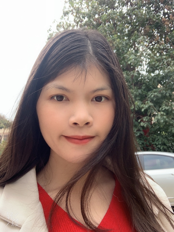 小可爱的第一张照片--梅州相亲服务中心