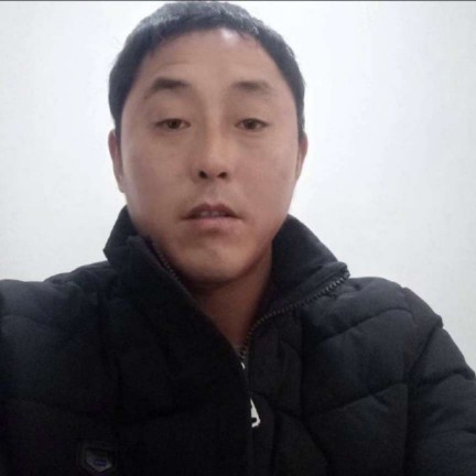 思念的第一张照片--梅州相亲服务中心