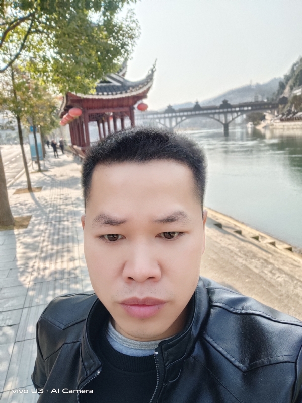 啊锦的第二张照片--梅州相亲服务中心