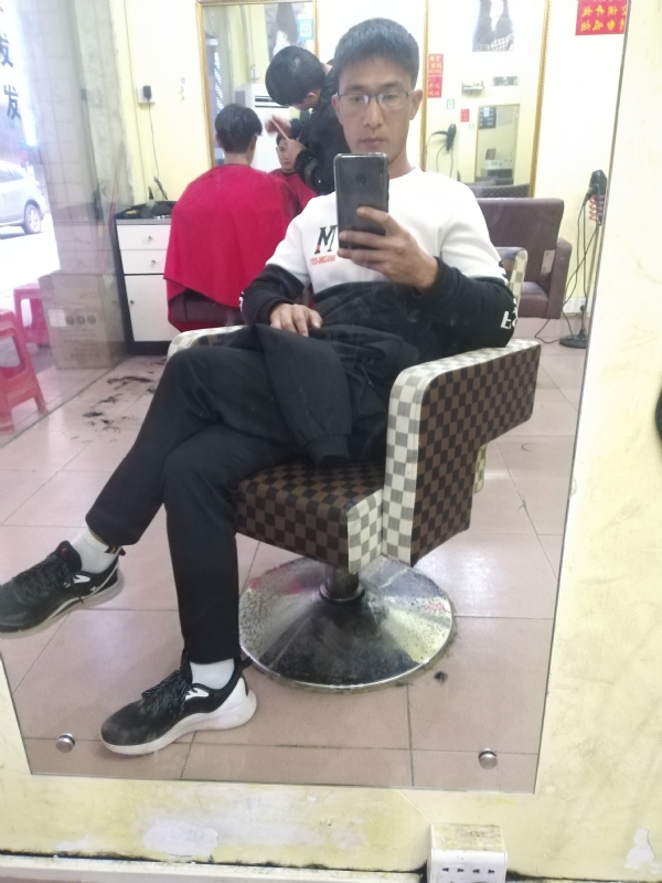 hushuai的第一张照片--梅州相亲服务中心