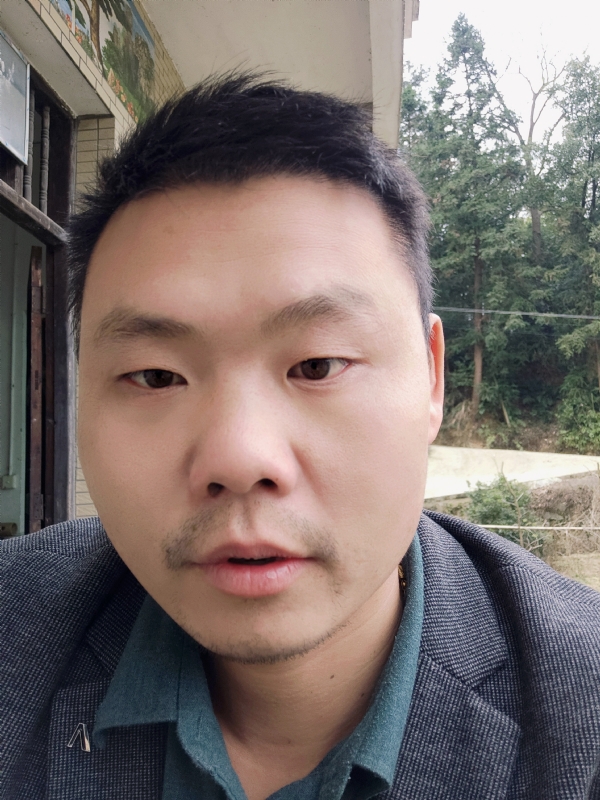 曾小焱的第一张照片--梅州相亲服务中心