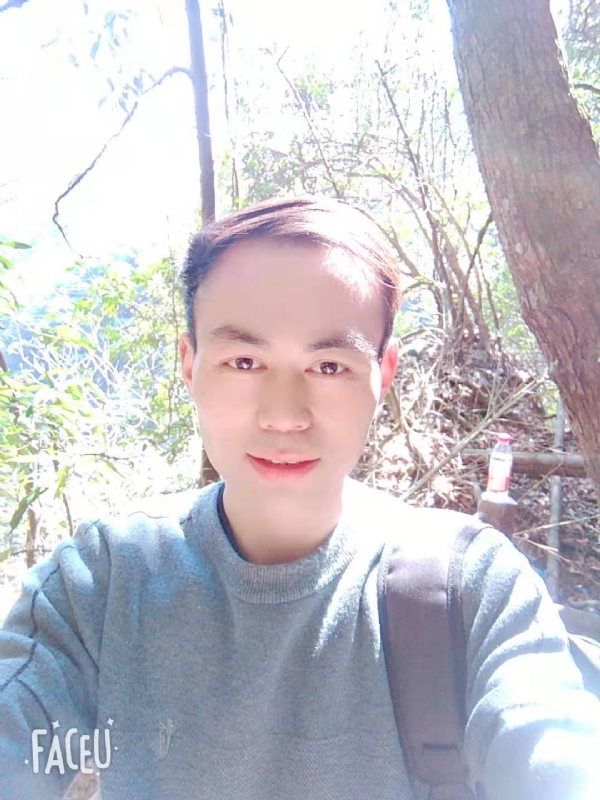 阿龙的第一张照片--梅州相亲服务中心