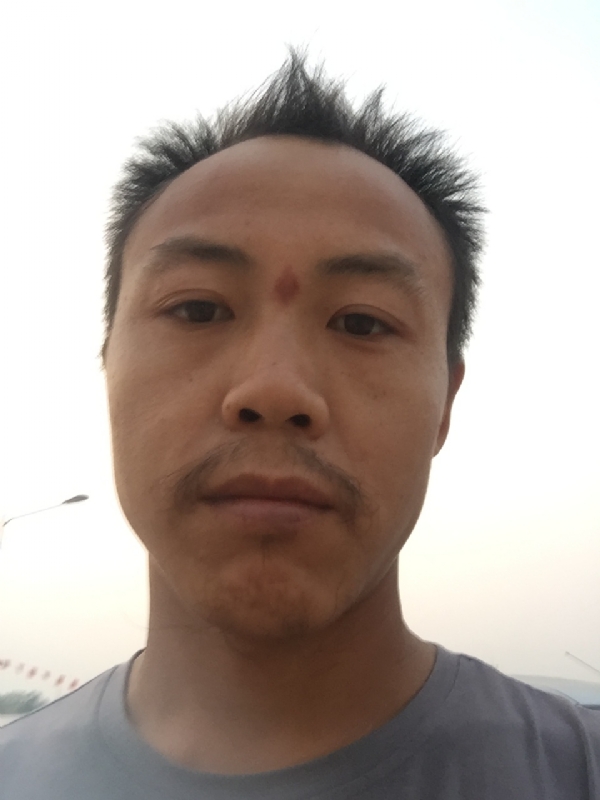 老曹的第一张照片--梅州相亲服务中心