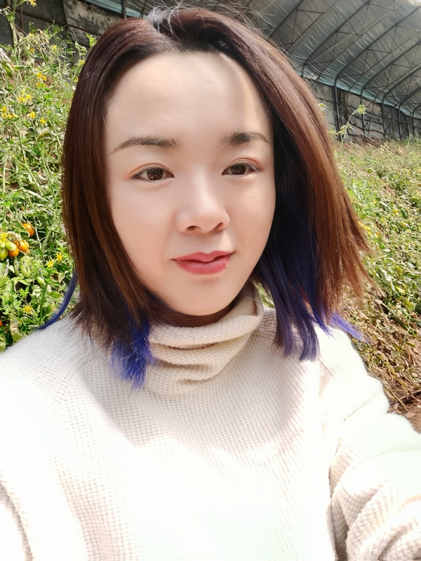 欣欣向荣的第一张照片--梅州相亲服务中心