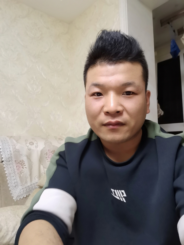 小猪猪的第一张照片--梅州相亲服务中心