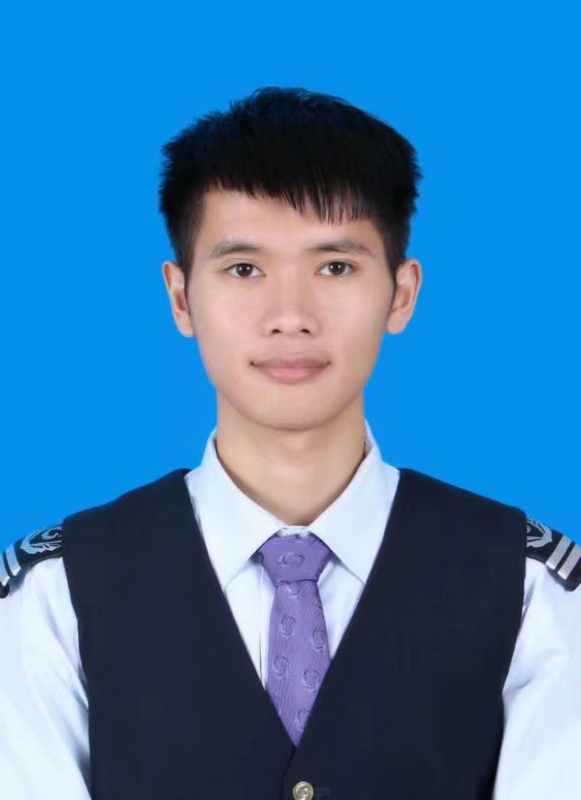 一头奔跑的熊的第一张照片--梅州相亲服务中心