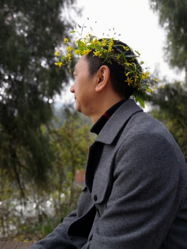 小白杨的第一张照片--梅州相亲服务中心