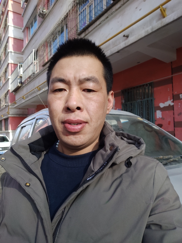 华哥的第一张照片--梅州相亲服务中心