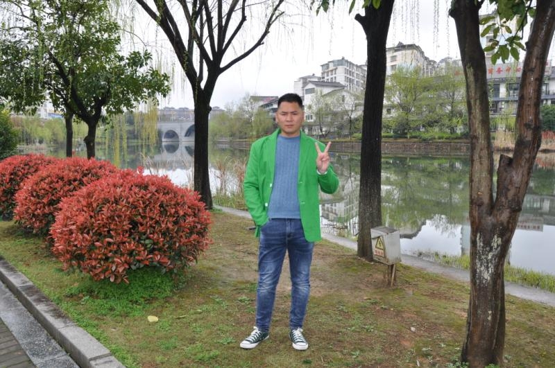 mingzai的第一张照片--梅州相亲服务中心