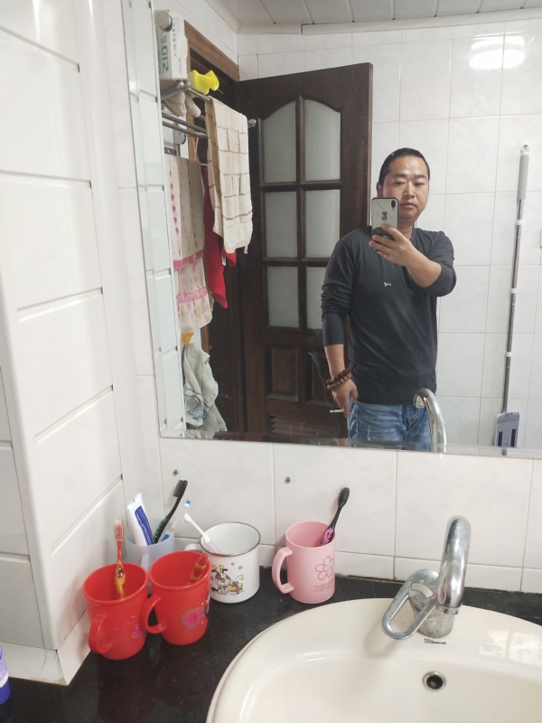 半世人间的第二张照片--梅州相亲服务中心