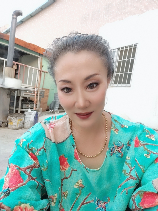 燕子的第三张照片--梅州相亲服务中心