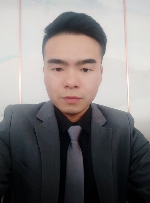 穿西装的鲨鱼的第一张照片--梅州相亲服务中心