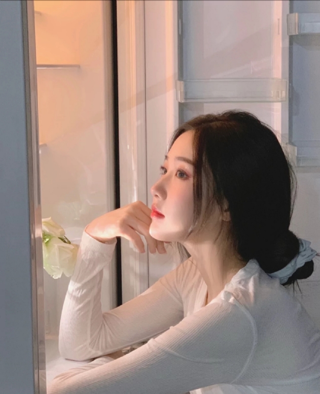 風吹過臉頰的第一张照片--梅州相亲服务中心