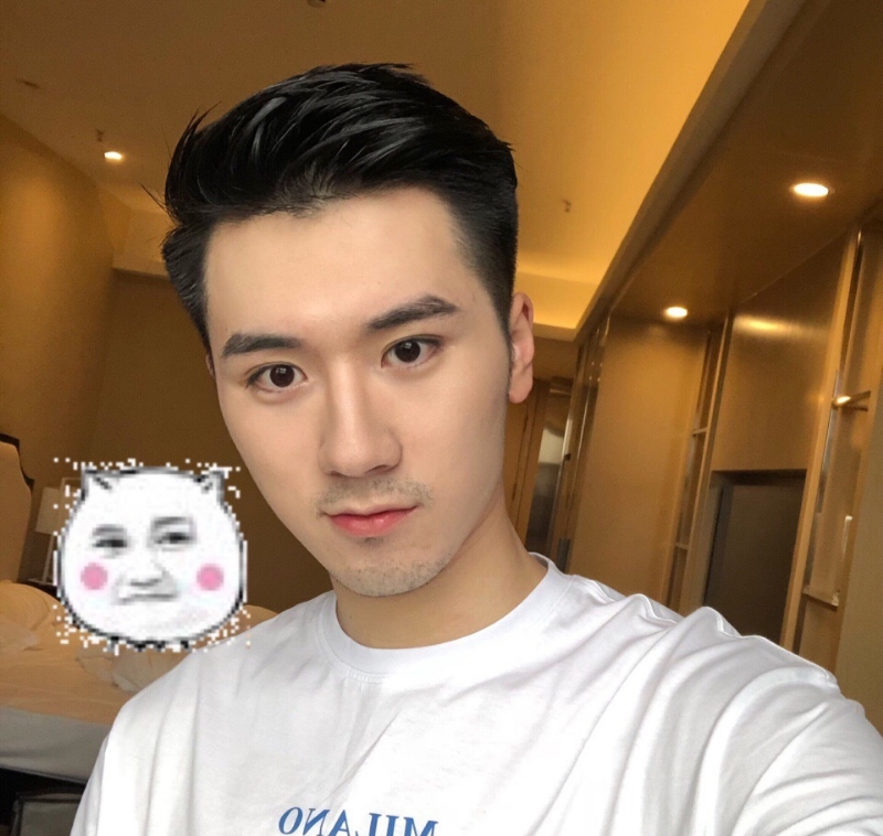 暗里着迷的第二张照片--梅州相亲服务中心