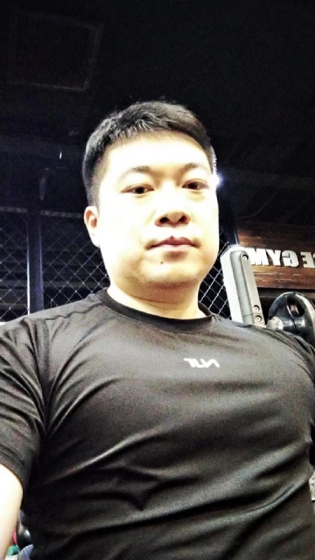 好想遇见你的第二张照片--梅州相亲服务中心