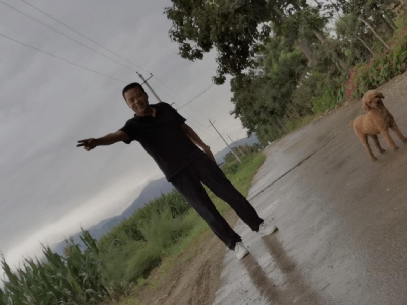 每天的温暖的第一张照片--梅州相亲服务中心