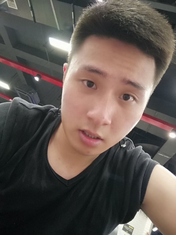 江南的雨的第一张照片--梅州相亲服务中心