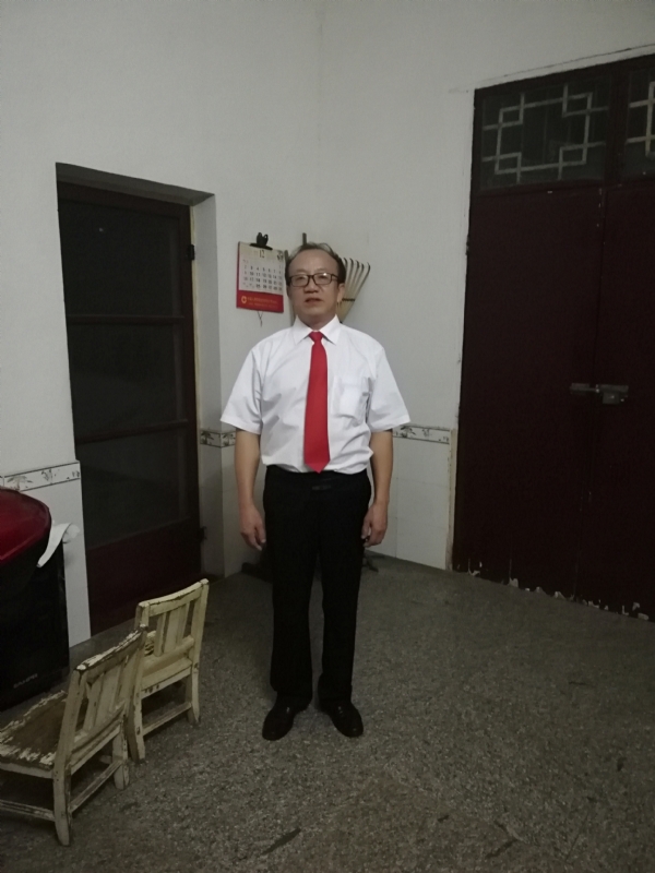 玫瑰祥云的第一张照片--梅州相亲服务中心