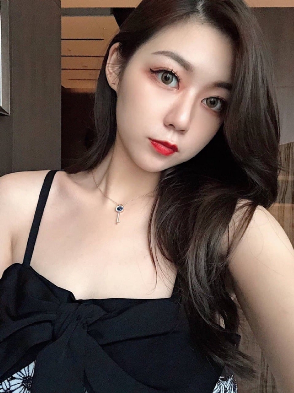 半度微涼的第一张照片--梅州相亲服务中心