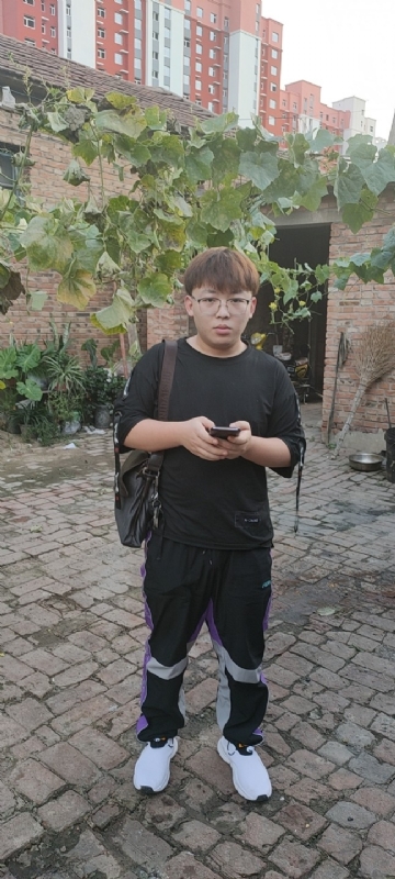 辛禹的第二张照片--梅州相亲服务中心