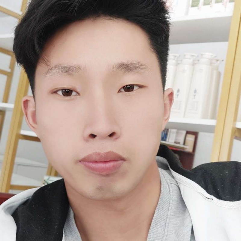 波澜不惊的第一张照片--梅州相亲服务中心