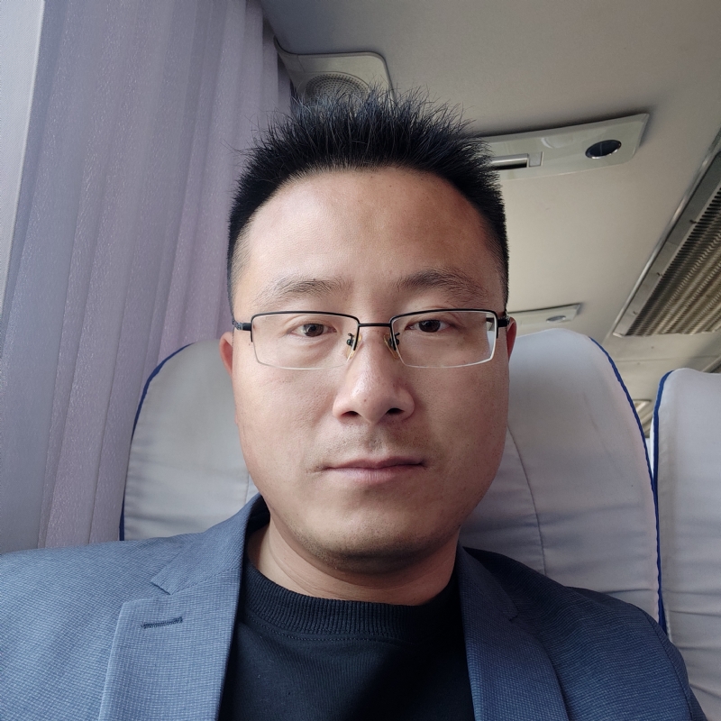 桑业挺的第一张照片--梅州相亲服务中心