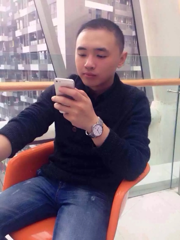 一个人的第一张照片--梅州相亲服务中心