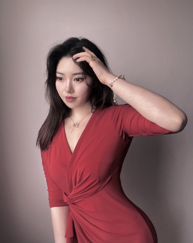 YANGYANG的第一张照片--梅州相亲服务中心