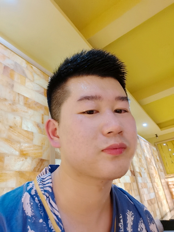 六月与阿十二的第一张照片--梅州相亲服务中心