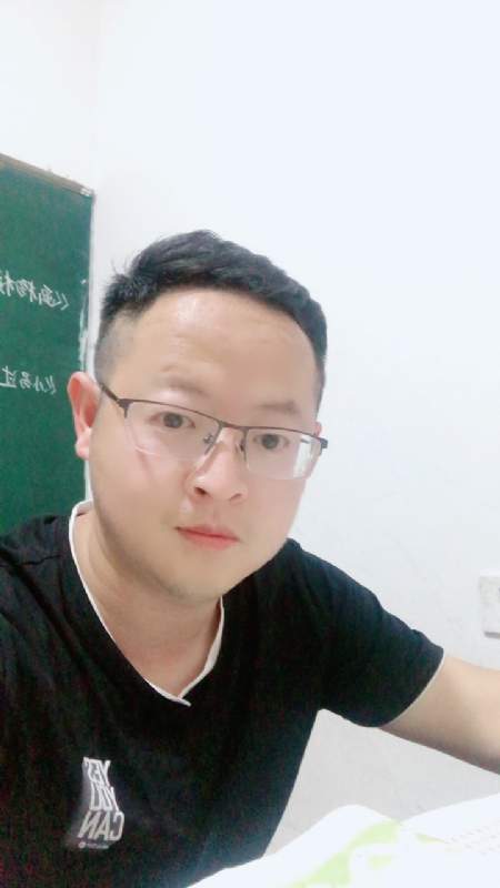 爱不渝的第三张照片--梅州相亲服务中心