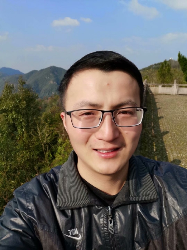 杨先生的第一张照片--梅州相亲服务中心