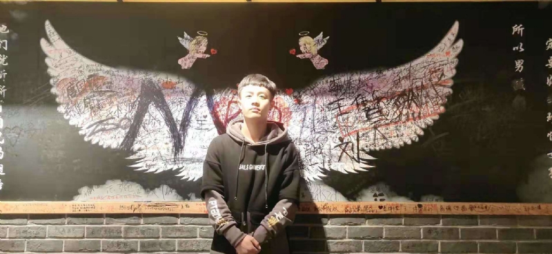 水彩画师的第一张照片--梅州相亲服务中心