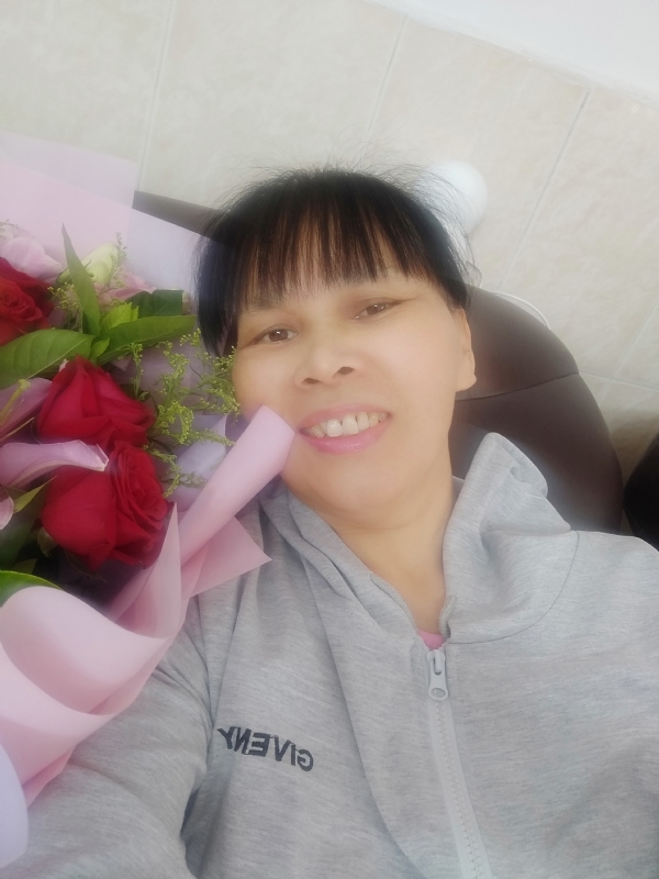 言言的第一张照片--梅州相亲服务中心