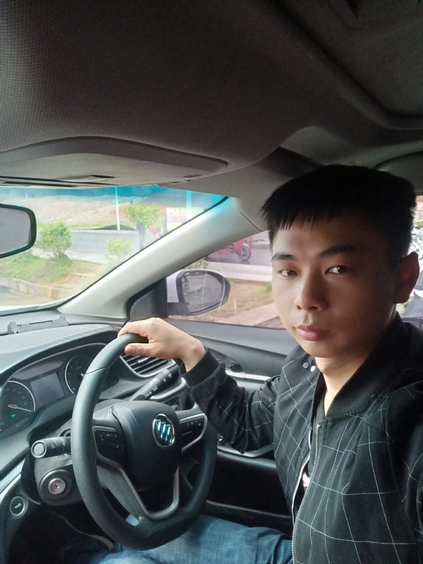 宇的第二张照片--梅州相亲服务中心