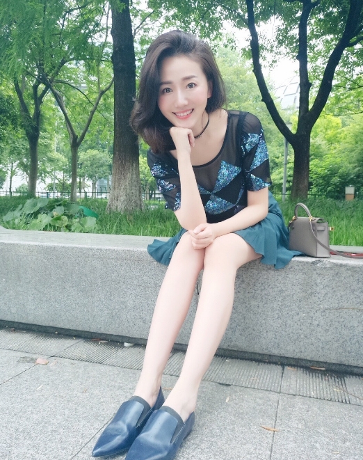 Leanna的第三张照片--梅州相亲服务中心