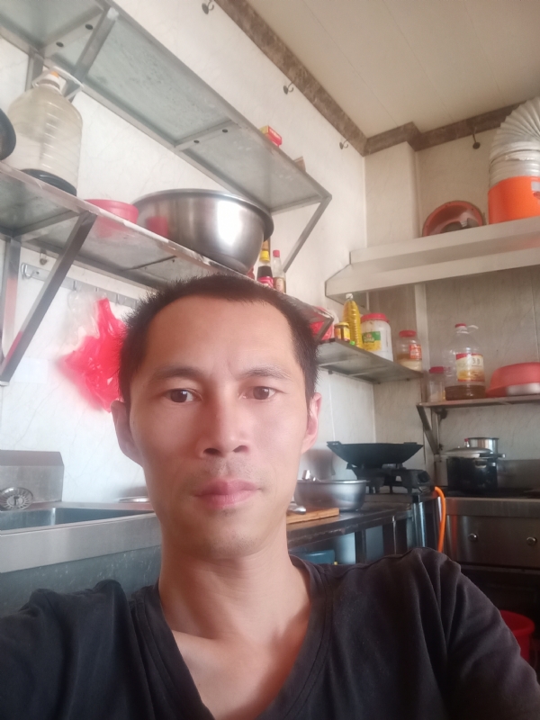 生活还在继续的第一张照片--梅州相亲服务中心