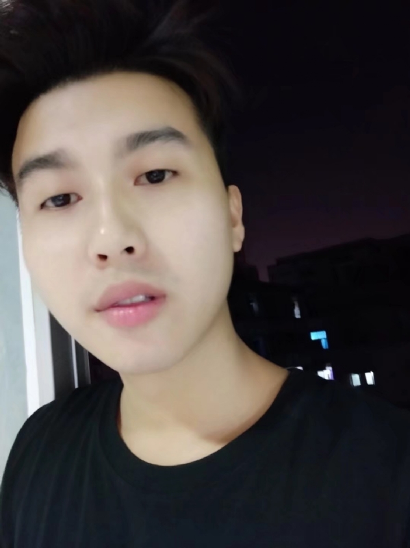 皮特王的第二张照片--梅州相亲服务中心