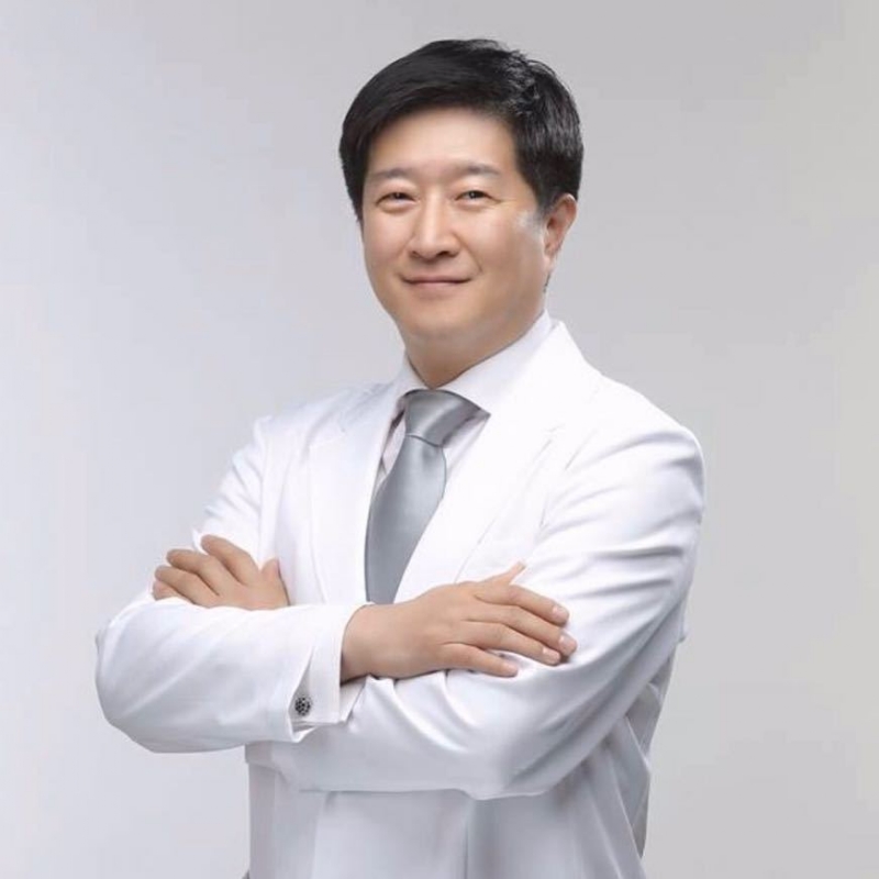 王伟的第二张照片--梅州相亲服务中心