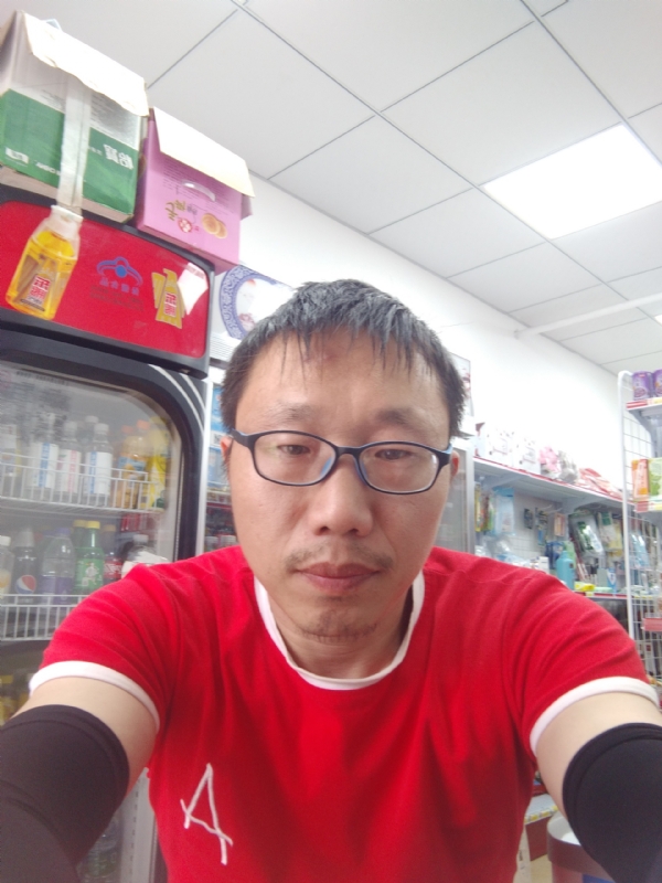 众里寻你的第一张照片--梅州相亲服务中心