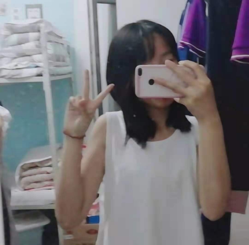 满佳茹的第一张照片--梅州相亲服务中心