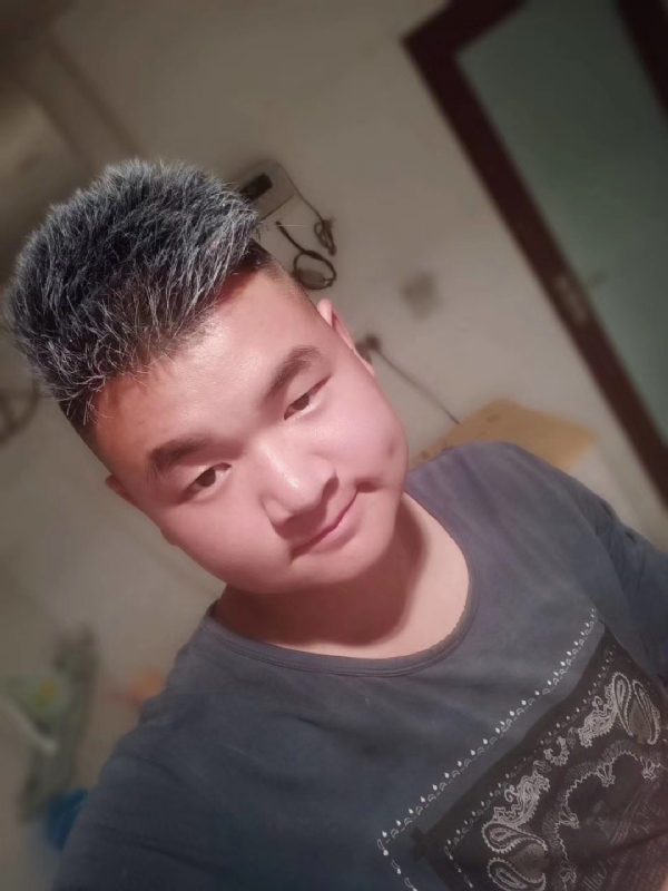 李子木的第二张照片--梅州相亲服务中心