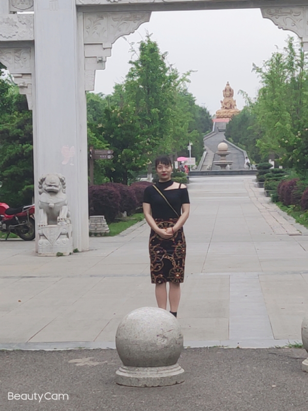 魏沐阳子的第三张照片--梅州相亲服务中心