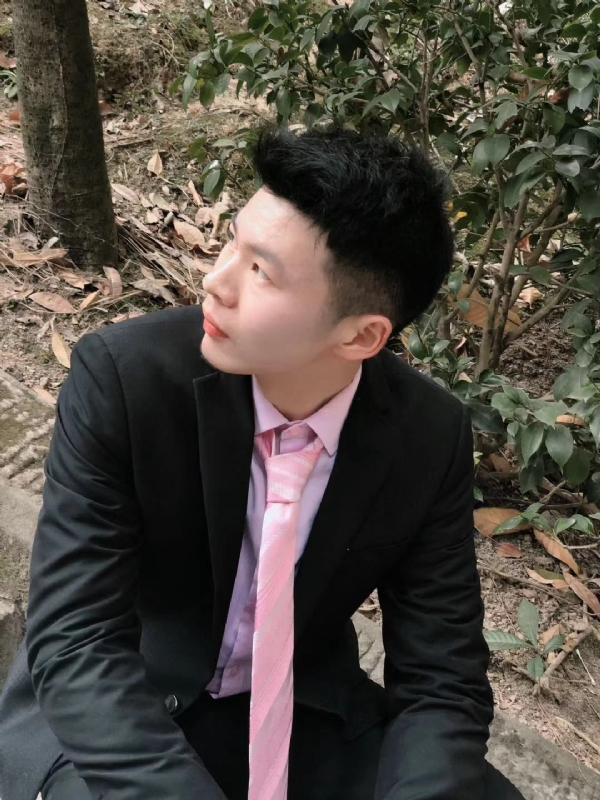 爱因生的第一张照片--梅州相亲服务中心