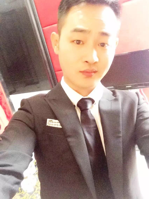 富强的第一张照片--梅州相亲服务中心