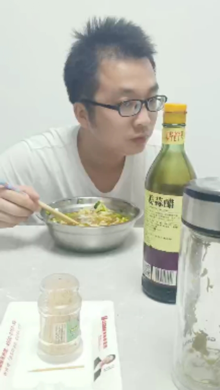 超超的第一张照片--梅州相亲服务中心