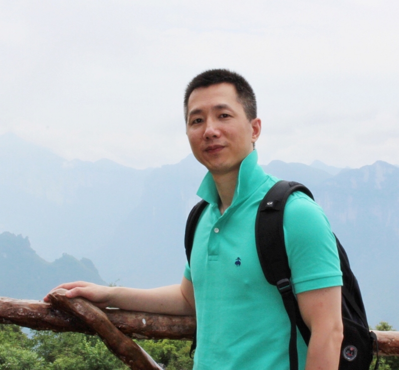 西蒙的第一张照片--梅州相亲服务中心