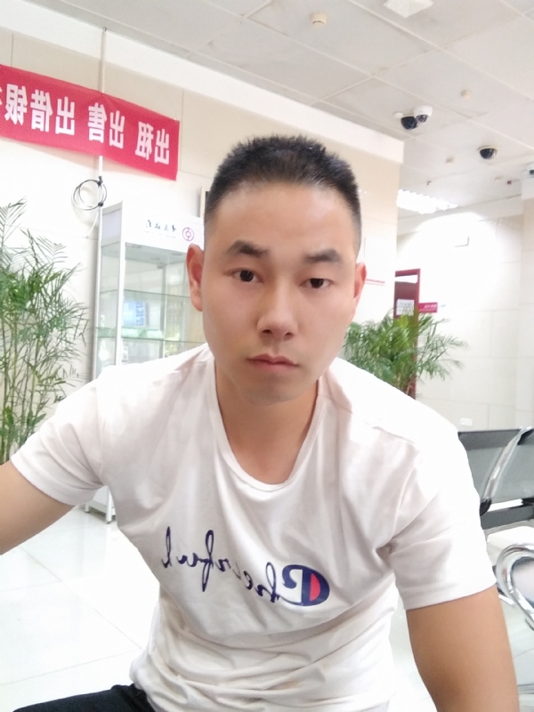 小少的第一张照片--梅州相亲服务中心